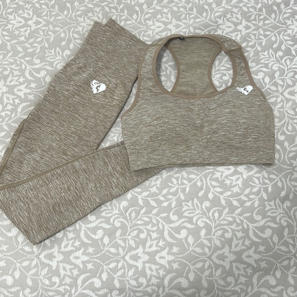 Womens best workout set - Picture 1 of 4